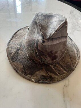 Paramount Outdoors Fedora Style Camo Brim Hat - Size Large